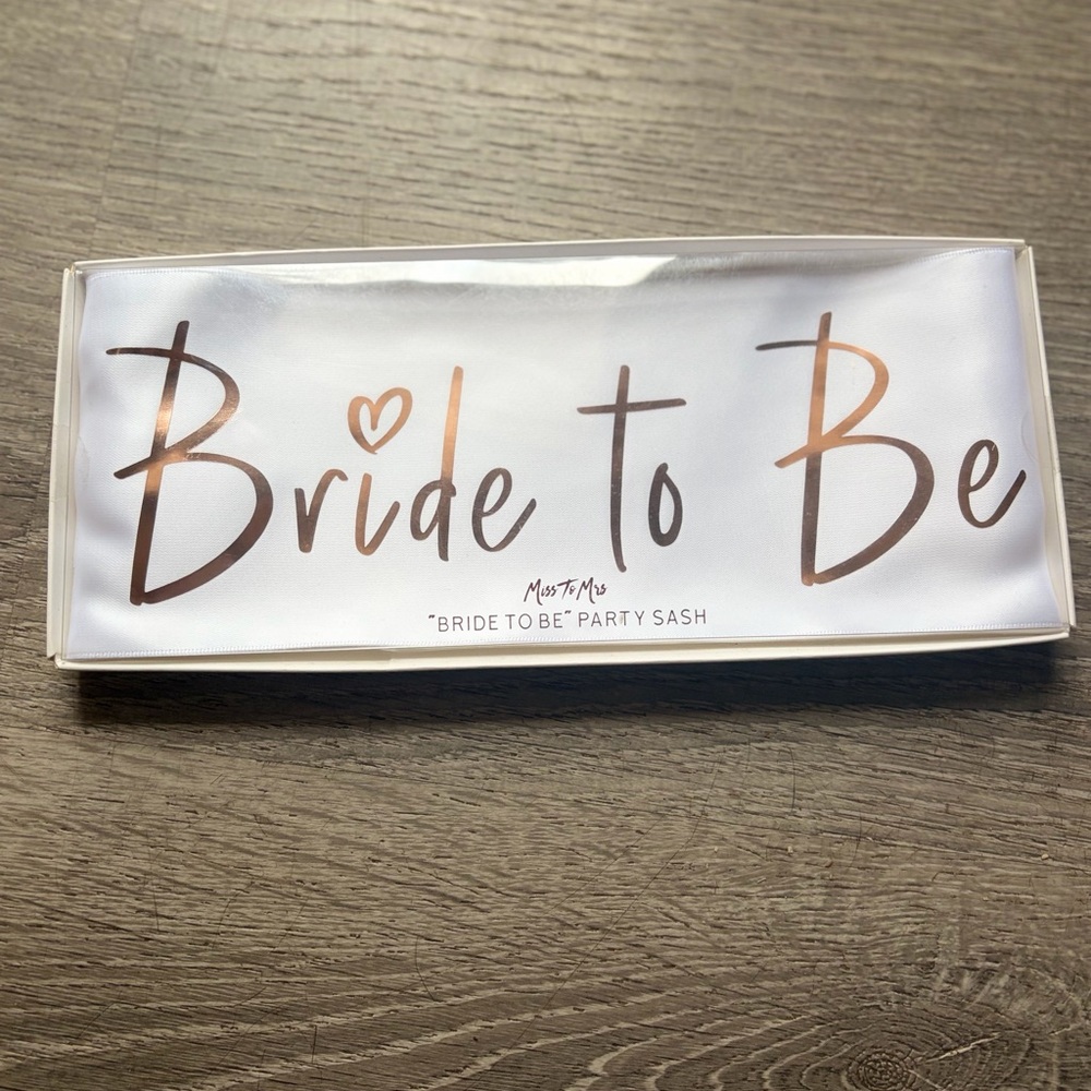 Bride to Be White Sash with Rose Gold Script